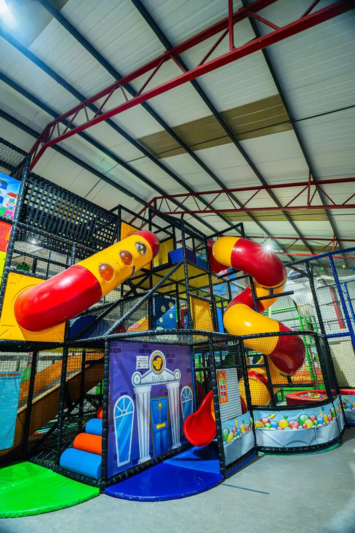 The big play frame with tube slides